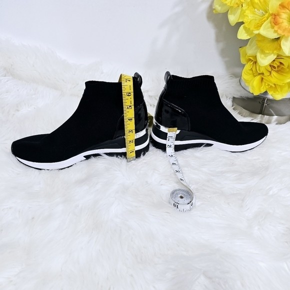 Michael by Michael Kors Skyler Stretch-Knit Sock Sneaker size 10 - Picture 9 of 10